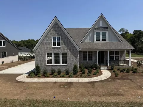 576 Baker Rd, Columbia, TN 38401