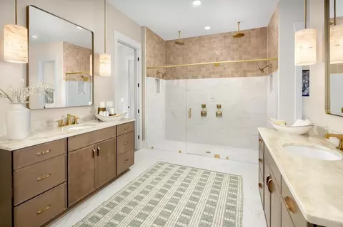 Bath - 620 Pantano Dr, Saint Augustine, FL 32095 photo 2 of 2