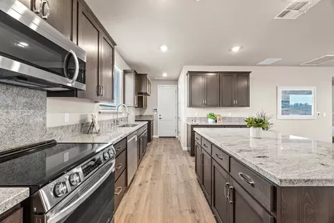 Kitchen - 1284 Winterhart St, Galt, CA 95632 photo 2 of 4