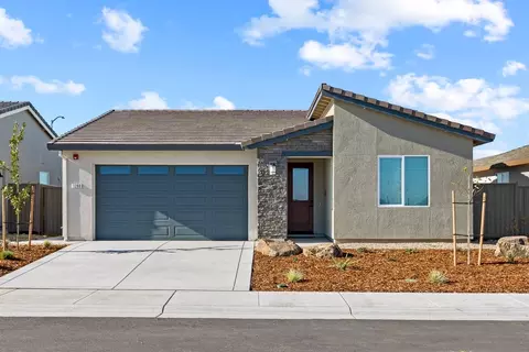 Exterior - 1284 Winterhart St, Galt, CA 95632 photo 7 of 9