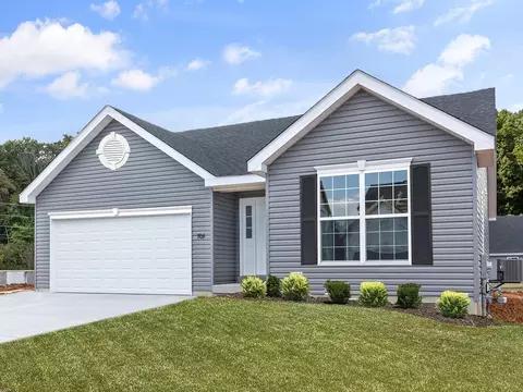 556 Apple Orchard Ln, Wentzville, MO 63385