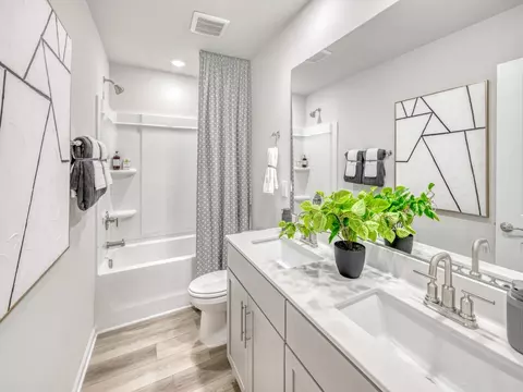 866 Misty Hollow Trl, Lawrenceville, GA 30045