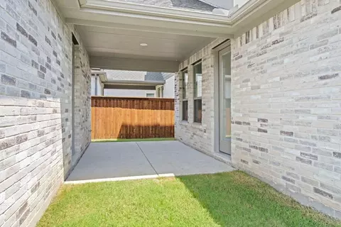 Exterior - 3200 Philly St, Celina, TX 75009 photo 5 of 6