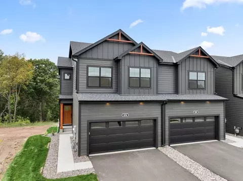 674 Tulare Ter, Newport, MN 55055