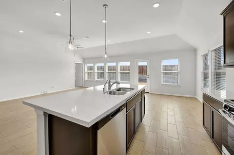 Kitchen - 8024 Butterfield Dr, Sanger, TX 76266 photo 3 of 4