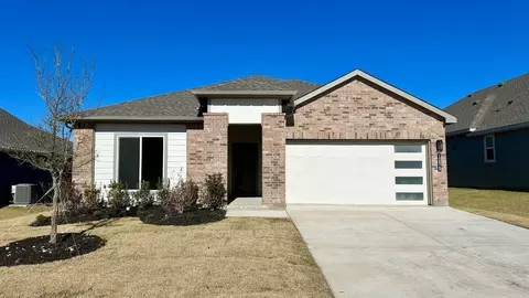 10828 Black Onyx Dr, Crowley, TX 76036