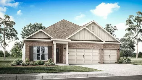 53 Clemmensen St, Wetumpka, AL 36093