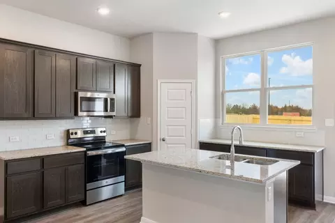 Kitchen - 2001 Jester Trl, Bryan, TX 77807 photo 2 of 3