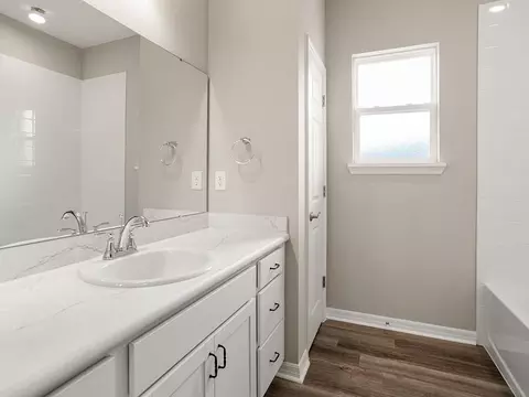 Bath - 7636 SW 6th Loop, Ocala, FL 34474 photo 2 of 4
