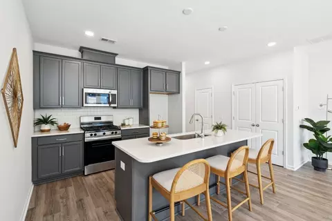 Kitchen - 108 Abbey Ter, Moncks Corner, SC 29461 photo 1 of 7