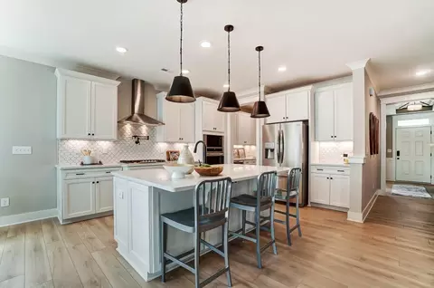 Kitchen - 302 Snow Rd, Greer, SC 29651 photo 2 of 8