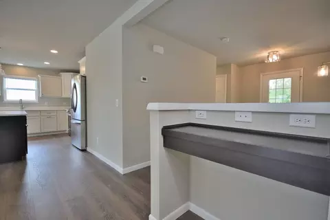 Entry Way - 710 5 Mile Rd, Wind Point, WI 53402 photo 2 of 2