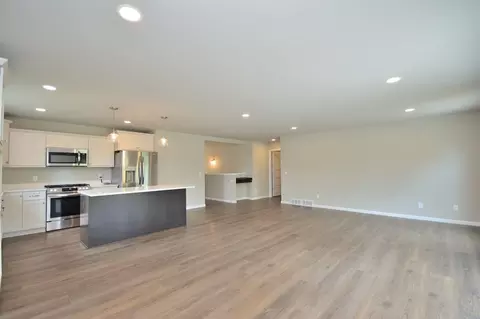 Living - 710 5 Mile Rd, Wind Point, WI 53402 photo 4 of 4