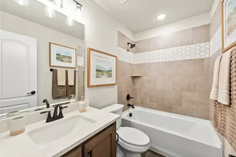Bath - 301 River Meadows Ln, Argyle, TX 76226 photo 3 of 6