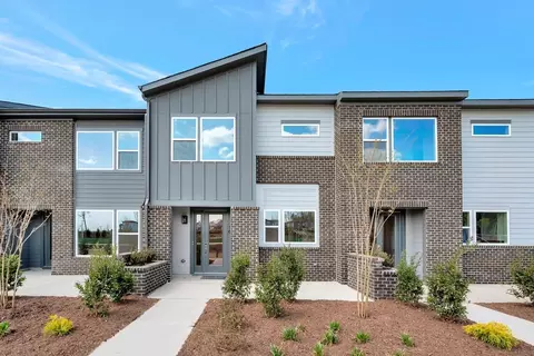 169 Parkland Dr, Pittsboro, NC 27312