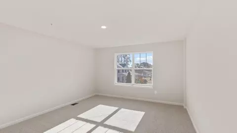 Bedroom - Hillside Dr & Central Ave, Edgewater, MD 21037 photo 4 of 15