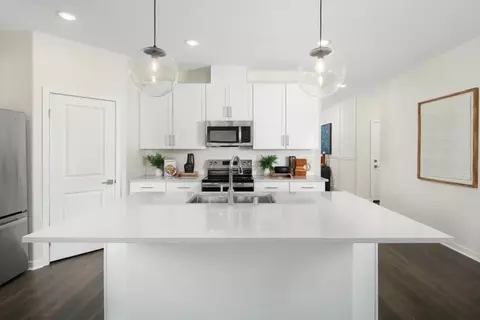 Kitchen - E Nugent & 20th St E, Lancaster, CA 93534 photo 3 of 4