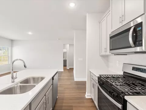 508 Cozy Bluff Rd, Spartanburg, SC 29301