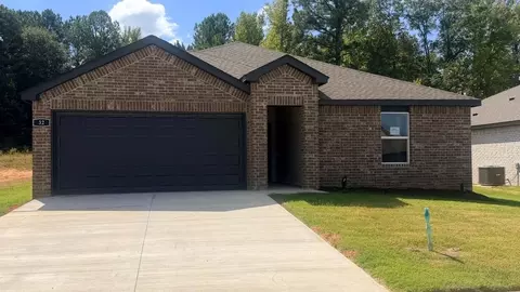 32 Wolfsbridge Loop, Cabot, AR 72023