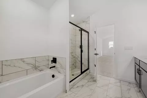 Bath - 15290 W 68th Pl, Arvada, CO 80007 photo 2 of 12