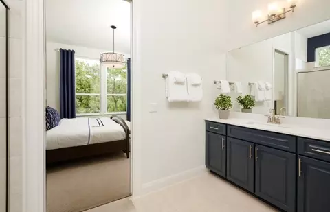 Bath - 701 Silver Spur Blvd, Georgetown, TX 78633 photo 3 of 3