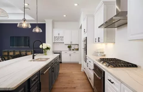 Kitchen - 701 Silver Spur Blvd, Georgetown, TX 78633 photo 4 of 6