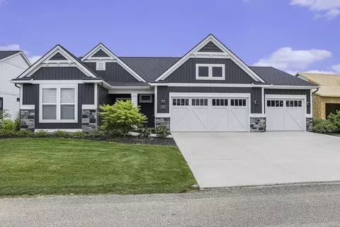 4600 Macatawa Legends Blvd, Holland, MI 49424