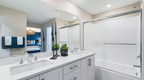 Bath - 27391 Two Cellos Way, Menifee, CA 92585 photo 1 of 4