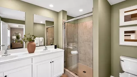 Bath - 42631 Darala Dr, Ashburn, VA 20147 photo 2 of 4