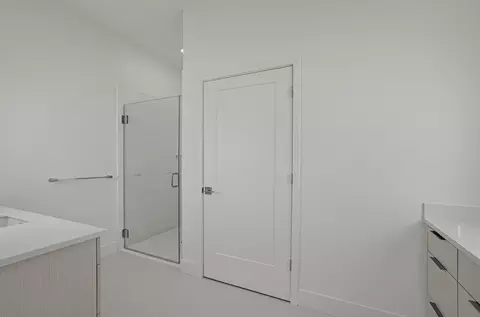 Bath - 3664 Mt Diablo Blvd #E208, Lafayette, CA 94549 photo 3 of 3