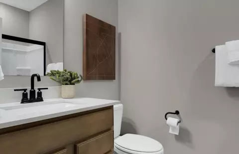 Bath - 6553 Creststone Ct, Plainfield, IN 46168 photo 1 of 3