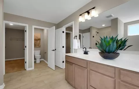 Entry Way - 6553 Creststone Ct, Plainfield, IN 46168 photo 9 of 9