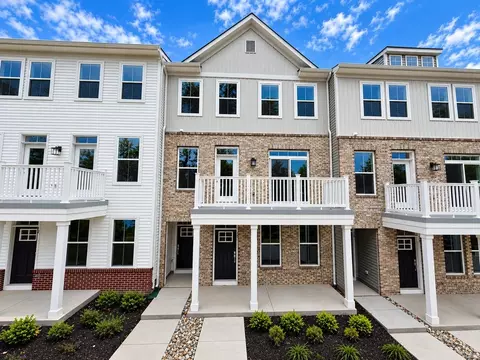 14 Zinc Ln, Phoenixville, PA 19460