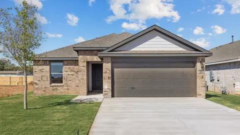 204 15th St, Wolfforth, TX 79382