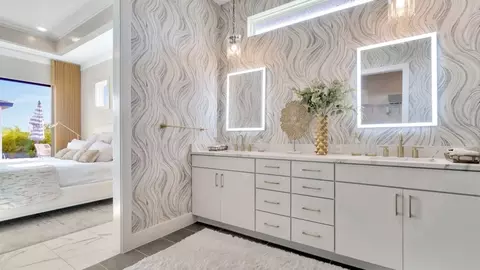 Bath - 8308 Golden Beach Ct, Parrish, FL 34219 photo 4 of 6