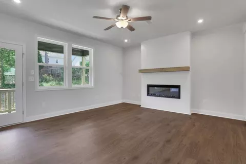 Living - 382 Sunset Hollow St, Sugar Hill, GA 30518 photo 3 of 4