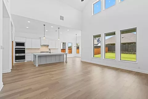 Living - 616 Donegal Dr, Celina, TX 75009 photo 3 of 6
