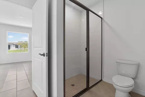 Bath - 9512 Vibrant Ln, Venice, FL 34292 photo 1 of 3