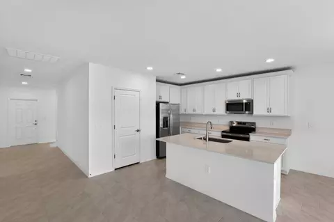 Entry Way - 9512 Vibrant Ln, Venice, FL 34292 photo 1 of 2