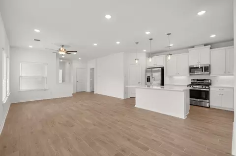 Living - 408 E Coralburst Loop, Montgomery, TX 77316 photo 1 of 1