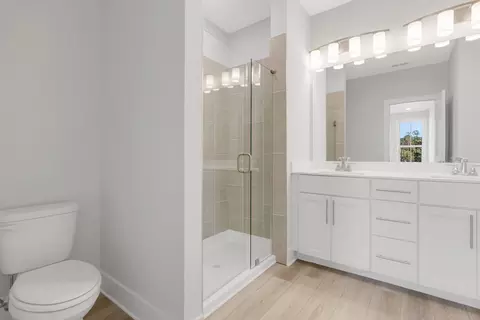 Bath - 754 Urban Grange Way, Suwanee, GA 30024 photo 2 of 4