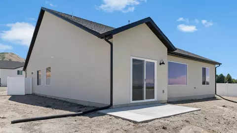 Exterior - 2337 S 1230 W, Perry, UT 84302 photo 4 of 9