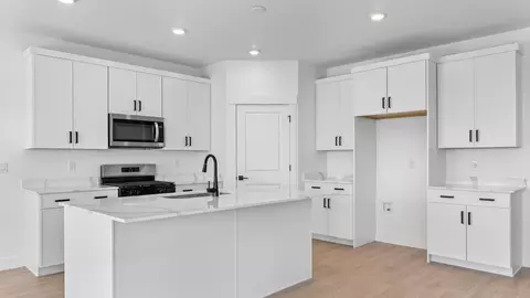 Kitchen - 2337 S 1230 W, Perry, UT 84302 photo 1 of 4