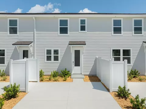 Exterior - 90 Lanier St, Saint Johns, FL 32259 photo 3 of 7