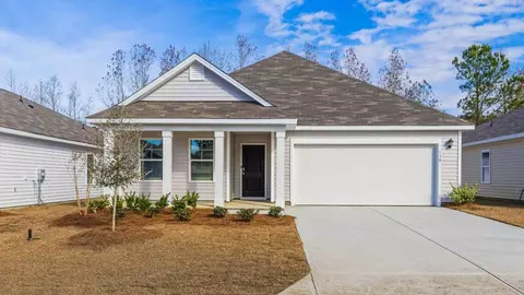 421 Oak Knoll Dr, Jacksonville, NC 28546