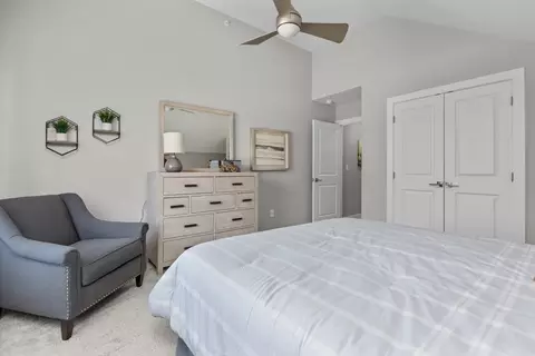 Bedroom - 102 Independence Dr, Cabot, PA 16023 photo 5 of 5
