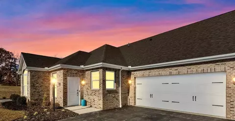 Exterior - 102 Independence Dr, Cabot, PA 16023 photo 9 of 9
