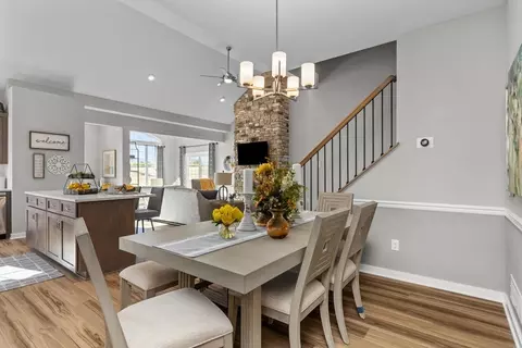 Dining - 102 Independence Dr, Cabot, PA 16023 photo 3 of 3