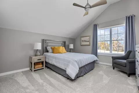 Bedroom - 102 Independence Dr, Cabot, PA 16023 photo 4 of 5