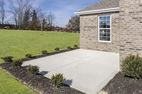 Exterior - 102 Independence Dr, Cabot, PA 16023 photo 2 of 9